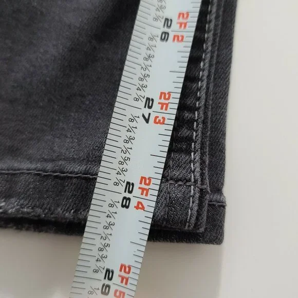 Sneak Peek Jeans Womens Size 5 Faded Black Whisker Wash Skinny Distressed Casual - Picture 8 of 12